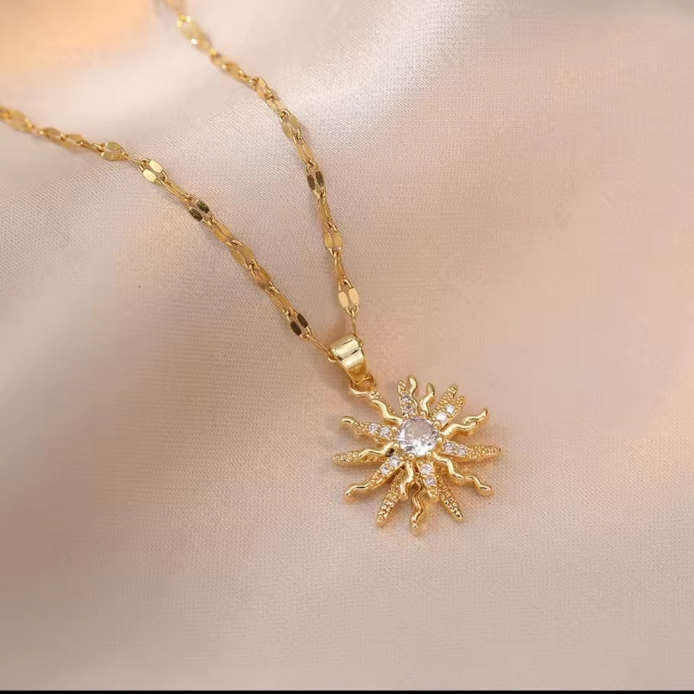 Flower Pendant Stainless Steel Necklaces Antique Gold 18K Gold Rotating - Picture 3 of 6